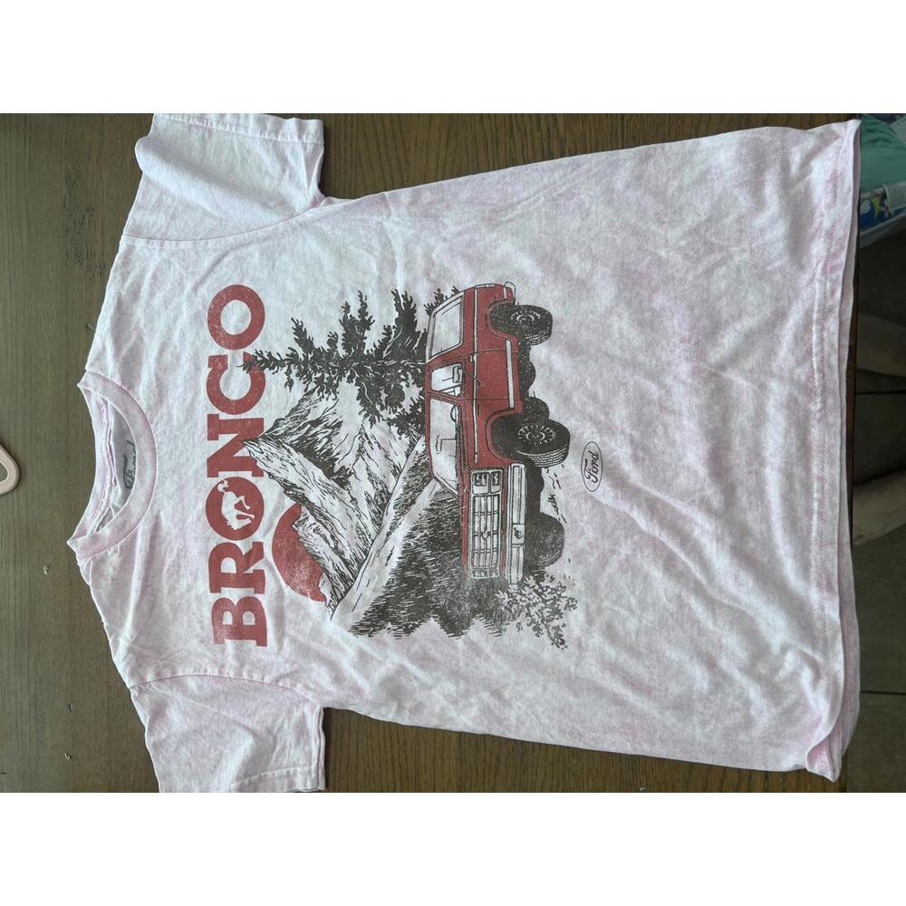 Ford Bronco Graphic Tee - Vintage Style
